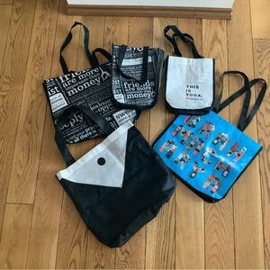 Lululemon shopping bags